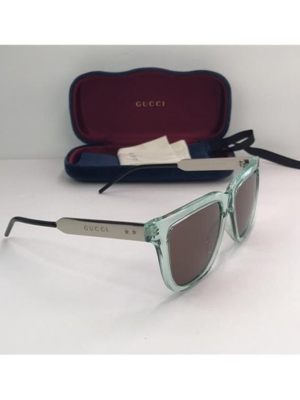 Gucci GG0976S 002 in injected material , in green rectangular/square Sunglasses - Picture 9 of 12
